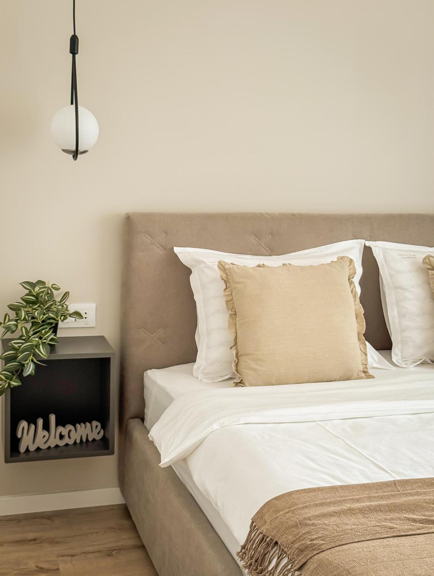 Queen'S Heart Guesthouse Törcsvár Kültér fotó